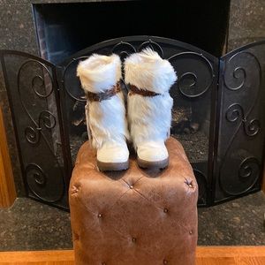 BearPaw Kola boots